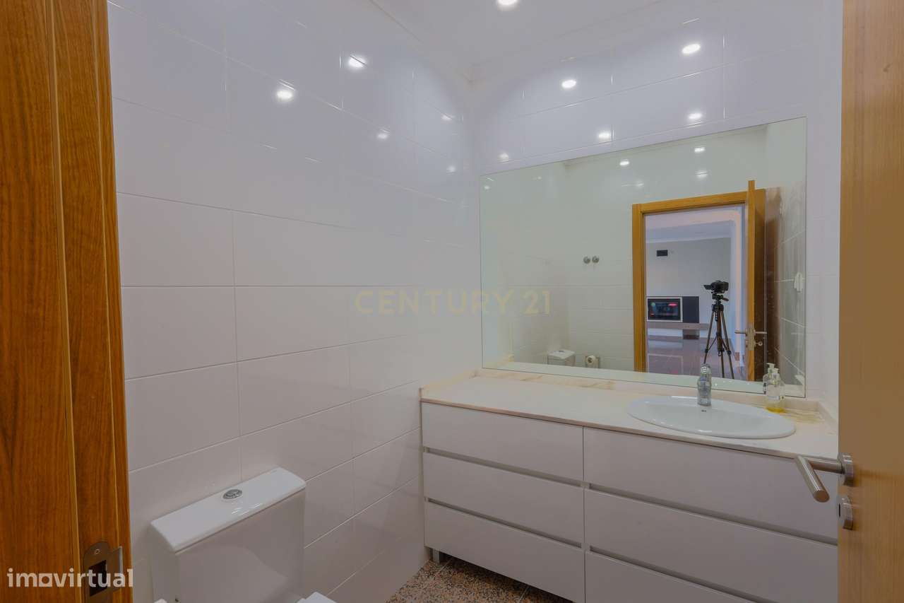 O Refúgio Perfeito no Pinhal da Verdizela – Um Ícone de Luxo, Sofistic-18