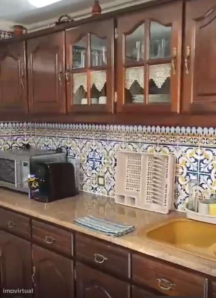 Moradia Isolada | 3 Imóveis pelo Preço de 1 | Elevado Potencial de Ren - Grande imagem: 5/56