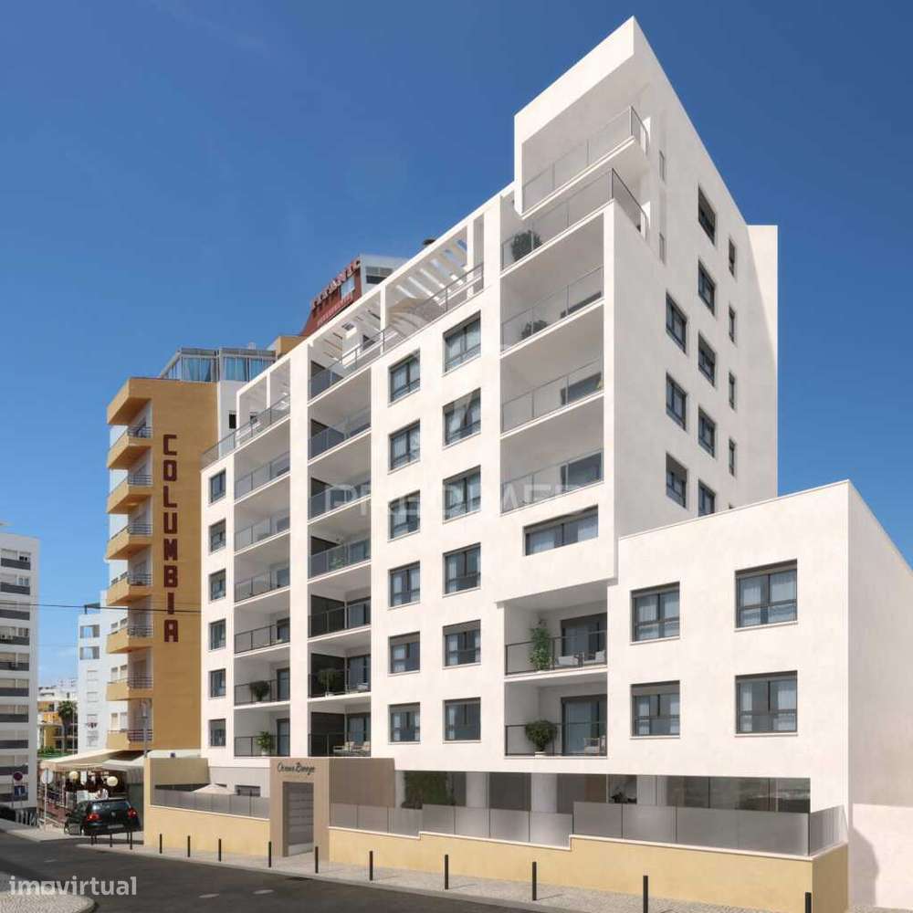 Apartamento T2 na Primeira Linha da Praia da Rocha - Grande imagem: 3/31