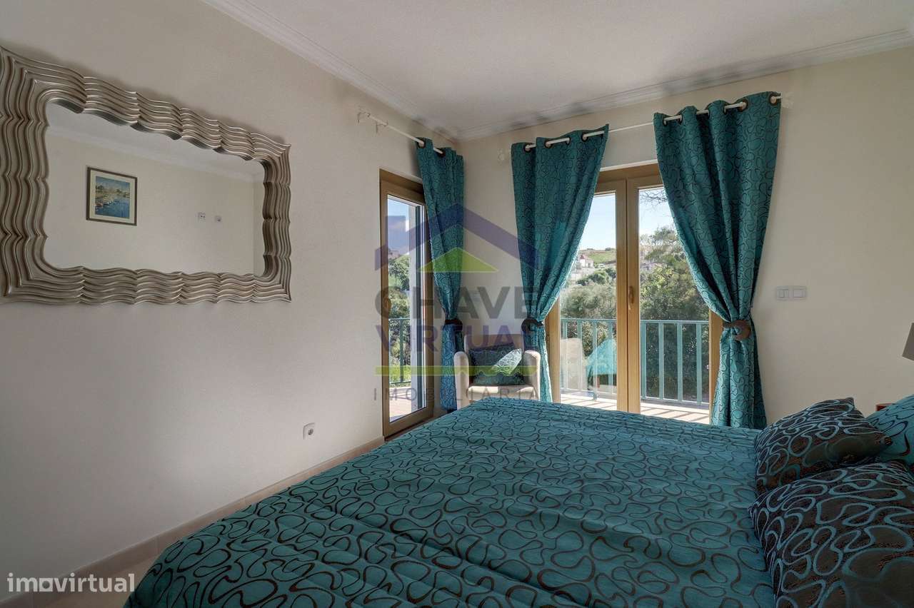 Apartamento T3 com Garagem e Arrecadação - Centro Lourinhã-14