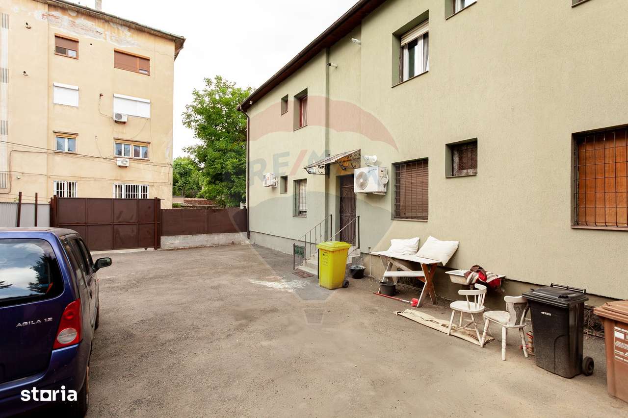 Vilă idealǎ pentru locuințǎ sau investiție -  zonă ultracentralǎ Arad - Imagine principală: 2/20