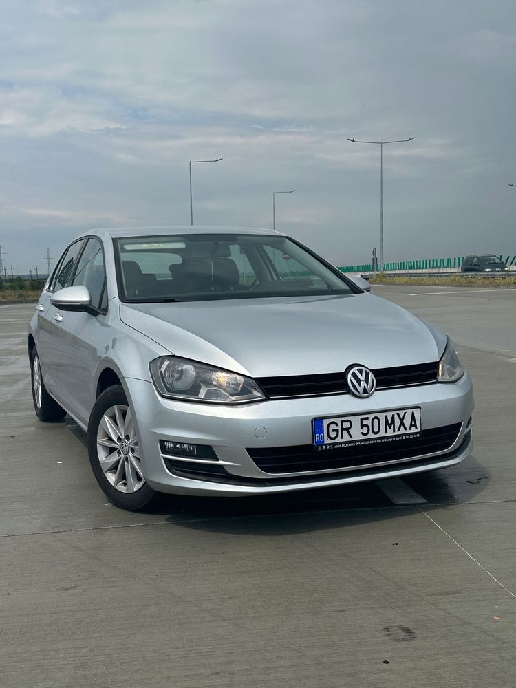 Volkswagen Golf VII [2012 - 2020] 1.6 TDI DSG BMT Trendline 2016
