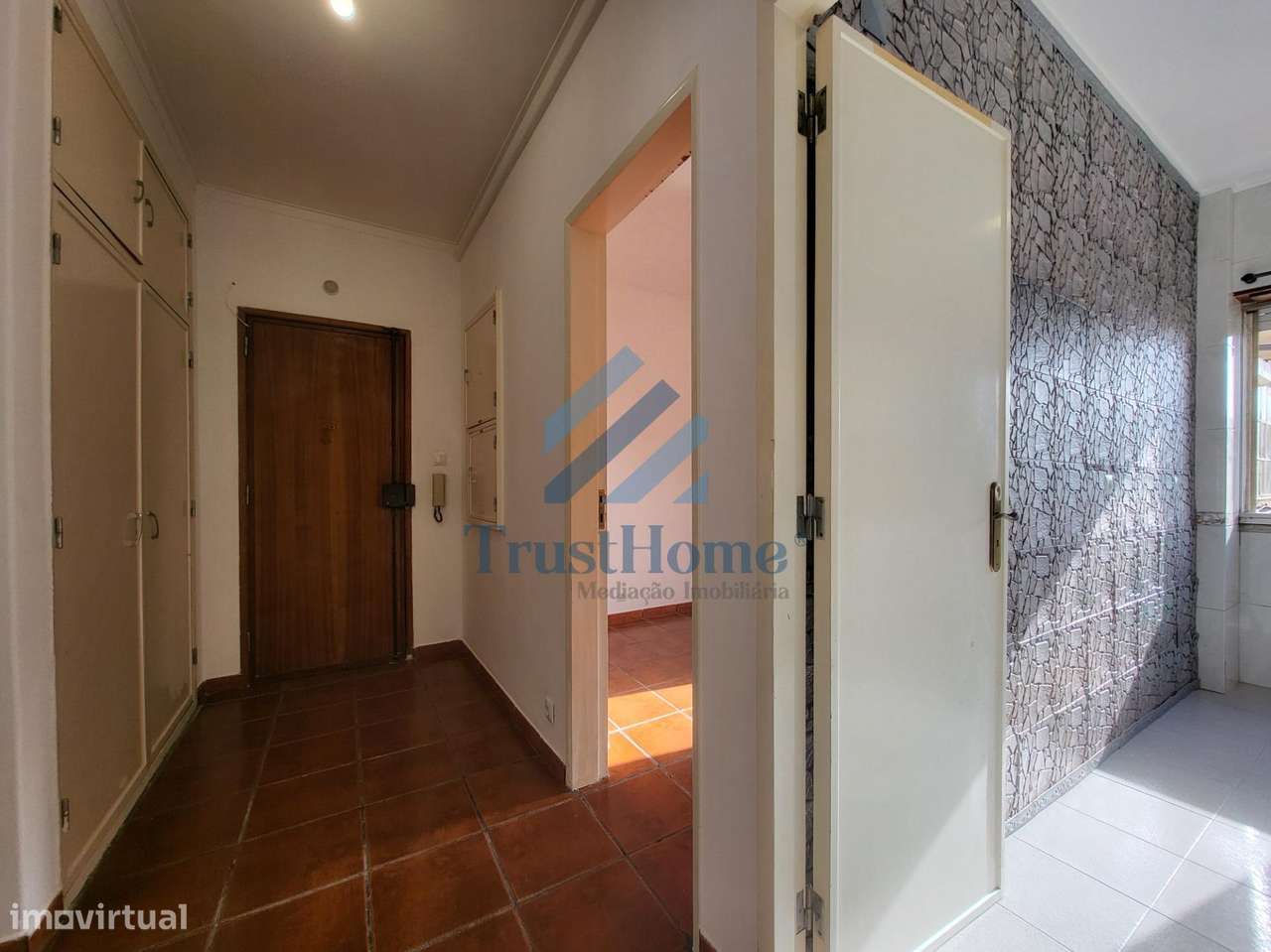 T2 no centro de Queluz a 5min da estação de Queluz-5