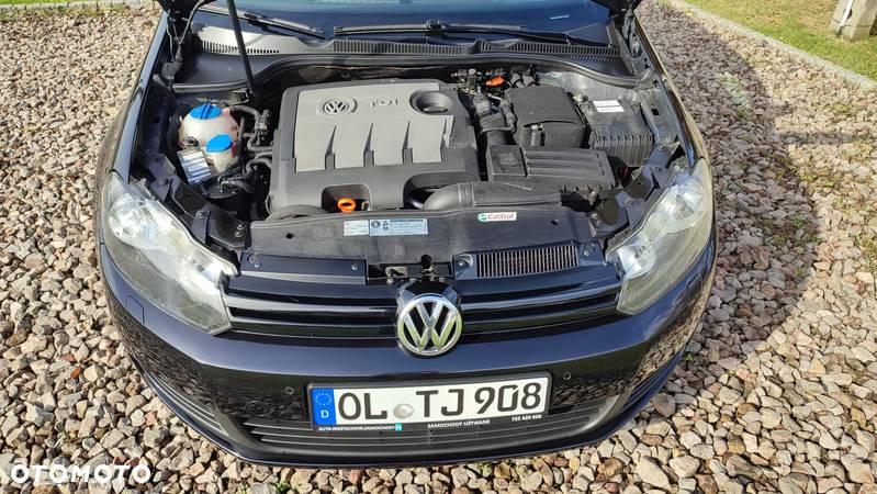 Volkswagen Golf 1.6 TDI BlueMotion Technology Comfortline - 12