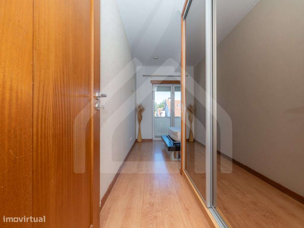 Apartamento T2 com sótão | Ceira-13