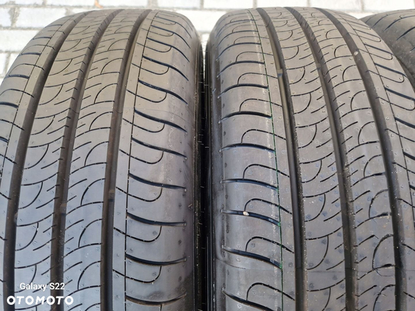 195/65/16c 195/65r16c Goodyear EfficientGrip Cargo 100 - 3