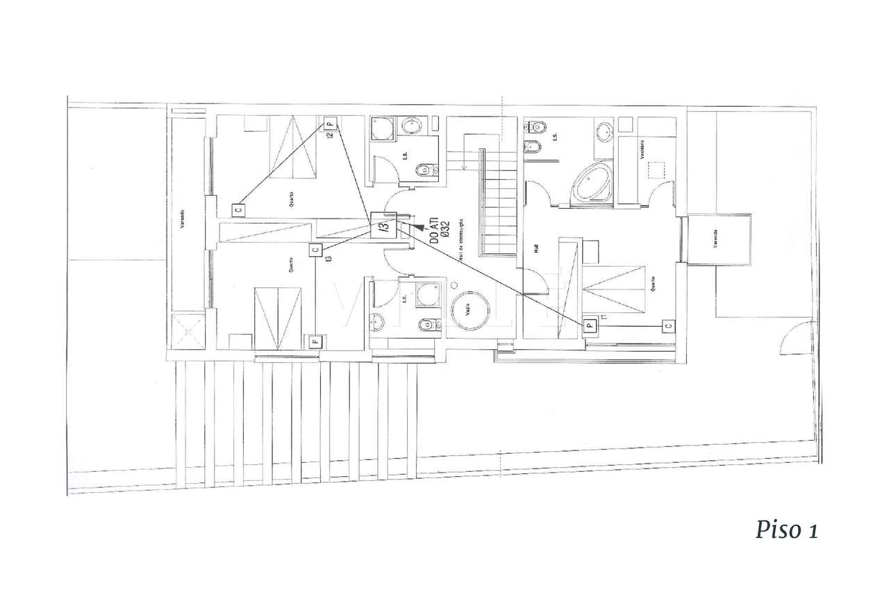 Moradia T4 com piscina aquecida e garagem dupla-38