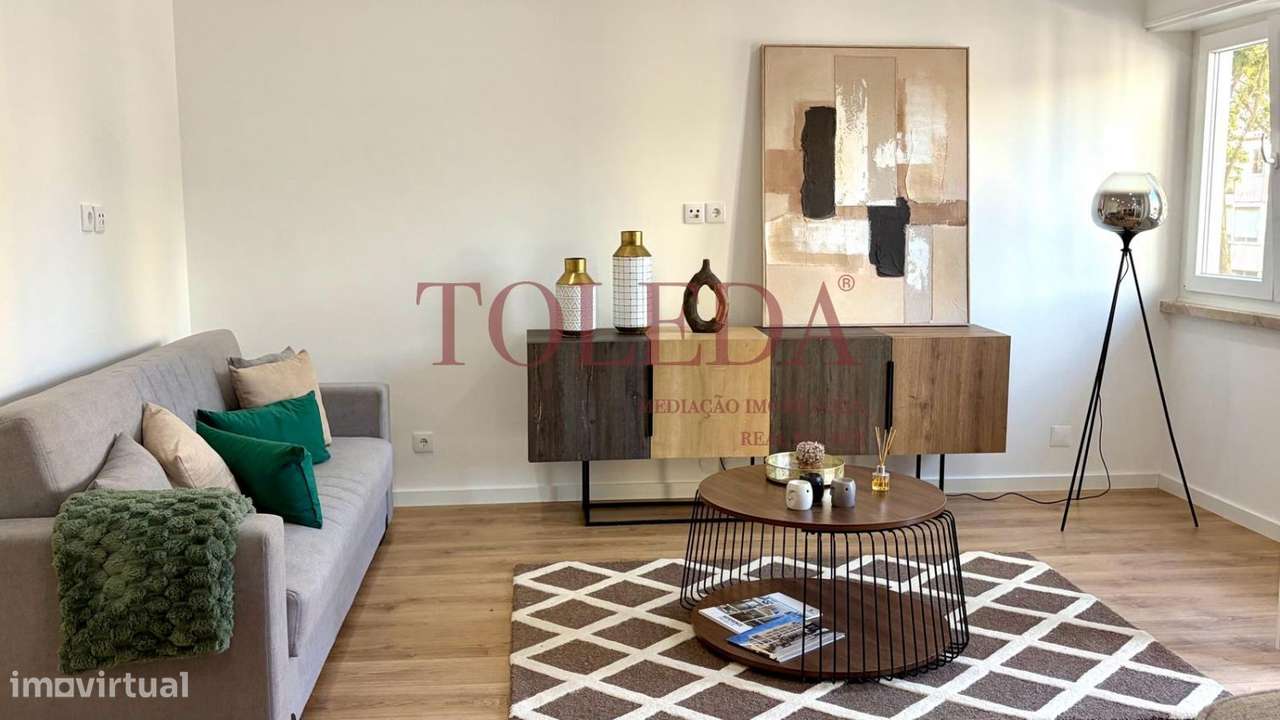 T3 Remodelado ao Colombo c/ varanda 3 WC-35