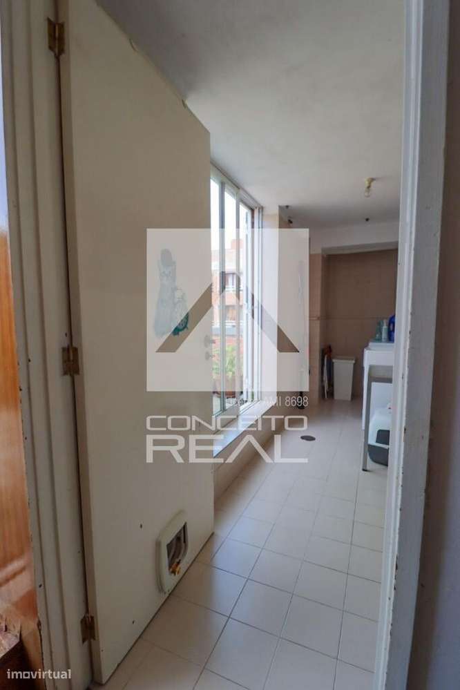 Apartamento T4 Duplex - Cooperativa dos Arquitectos-36