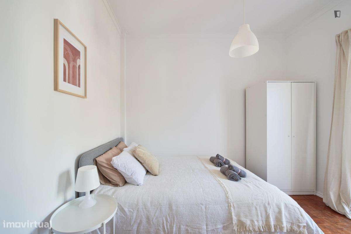 Quarto - localizado em Almada Lisbon - Grande imagem: 5/60