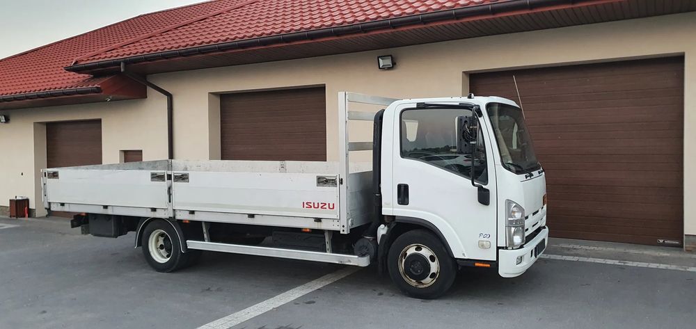 Isuzu NPR 2014