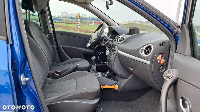 Renault Clio 1.2 16V 75 GPS - 14