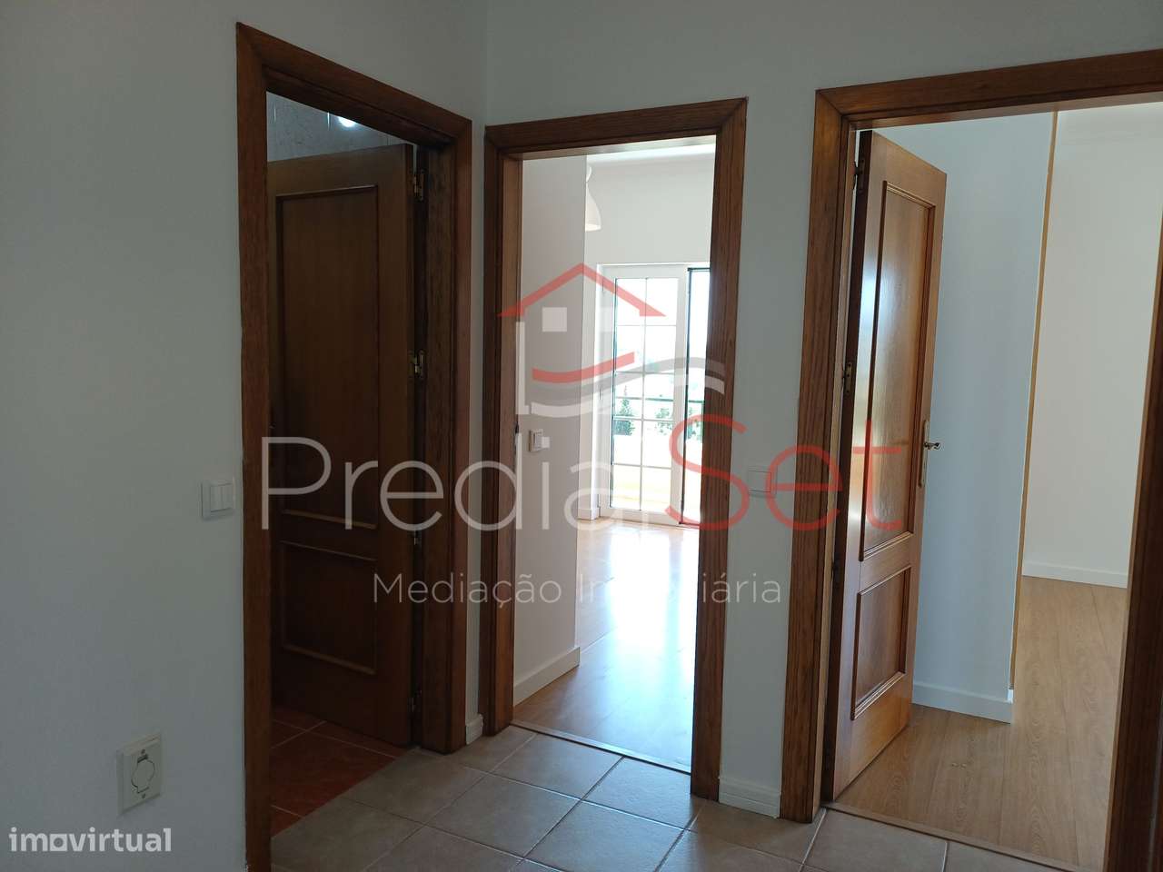 Moradia T4 Piscina-Setúbal-15