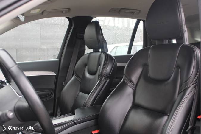 Volvo XC 90 2.0 D4 Inscription - 28