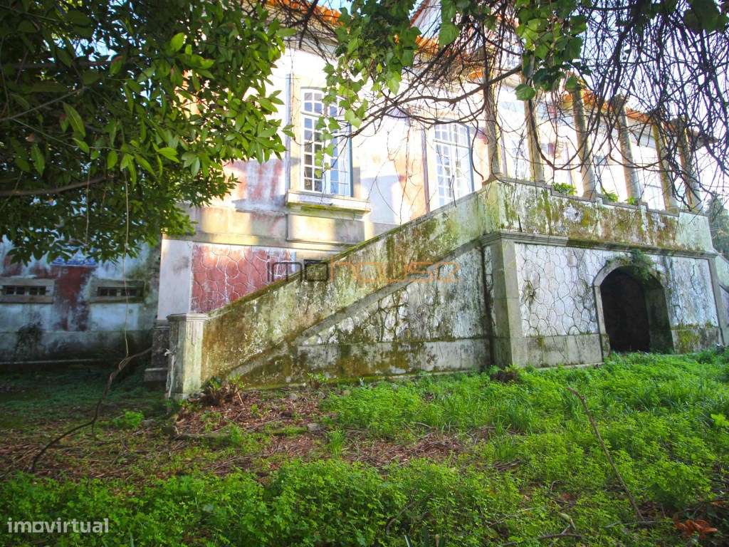 Casa senhorial do século XIX ( Zona Espaço Central II)-11