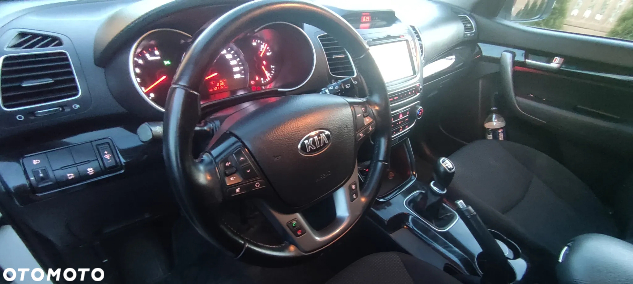 Kia Sorento - 4