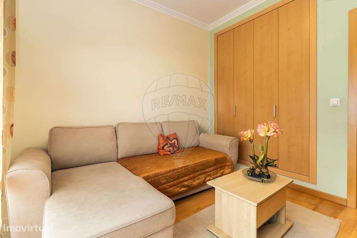 Moradia T4 à venda em Seixal-13