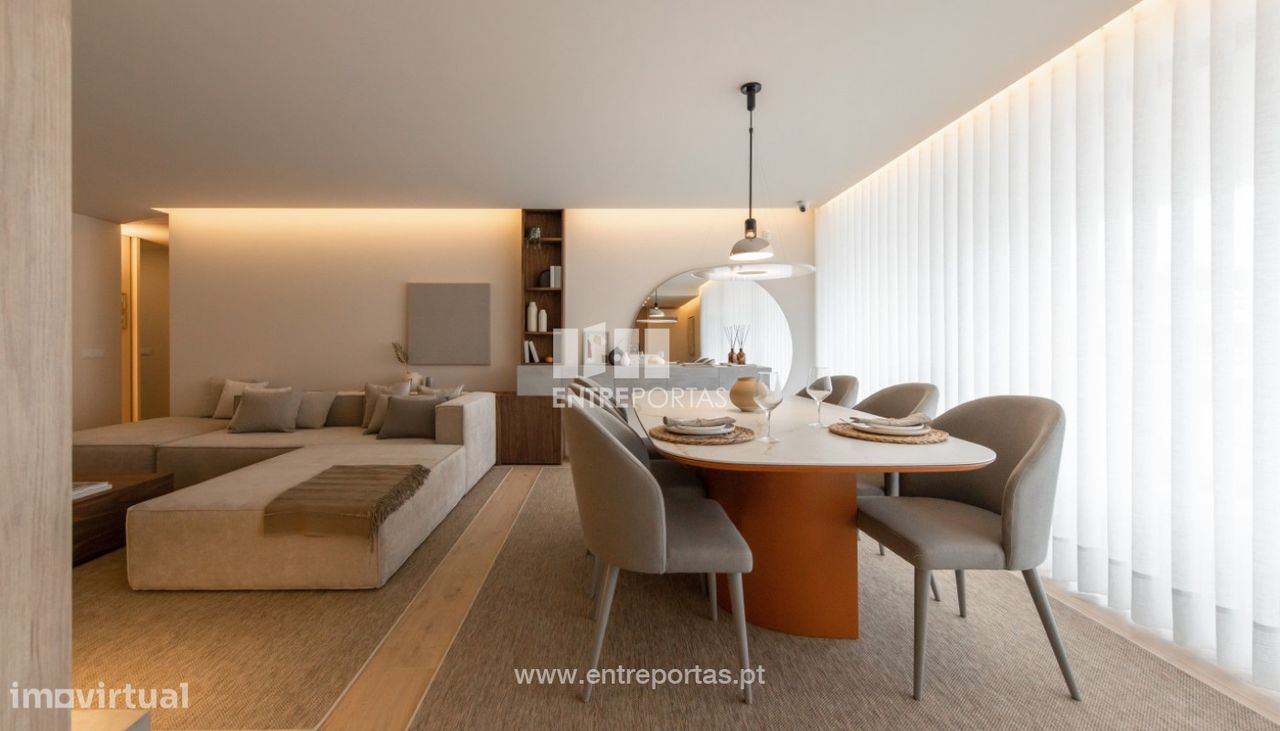 Venda de Apartamento T3 duplex em 1.ª linha de mar, Apúlia, Esposend