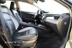 Toyota Avensis 2.0 D-4D Premium - 11