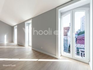 Apartamento T0, em Campolide, Lisboa, para Venda