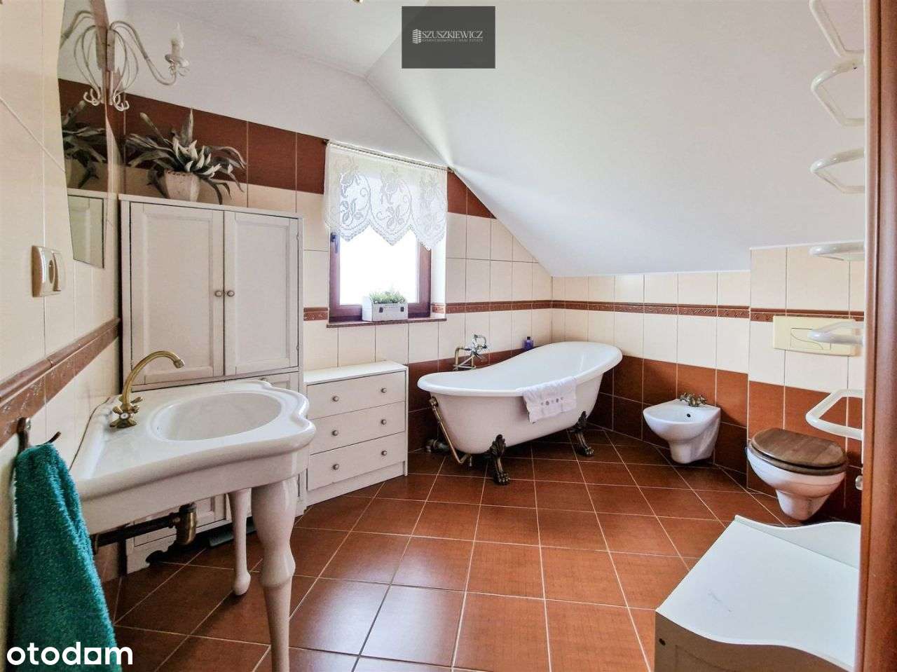 Wyjątkowy dom z pięknym ogrodem | Blisko jezioro-9