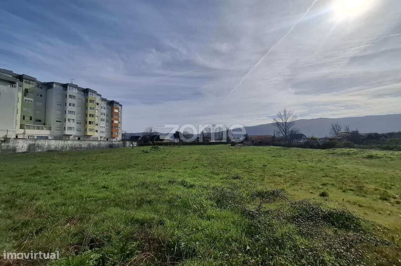 Terreno Misto com 6.000 m² no centro da cidade - Grande imagem: 4/14