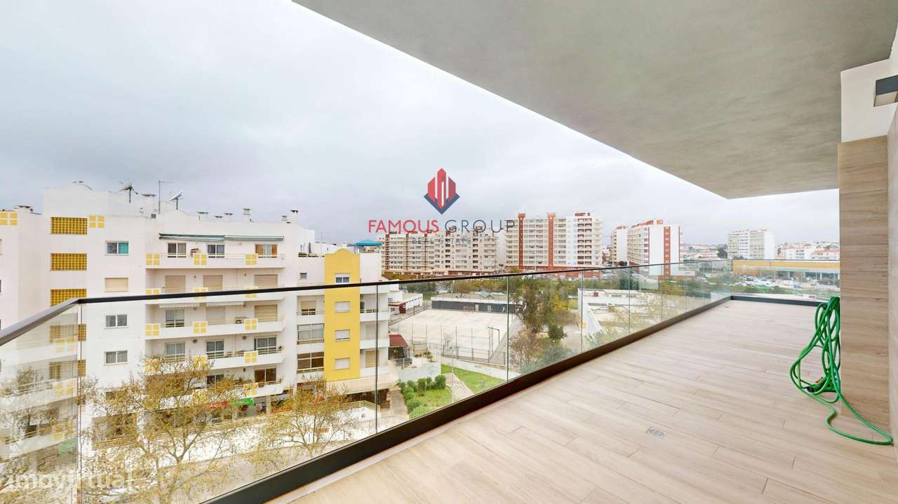 Penthouse T5 exclusiva com acabamentos de luxo - Portimão-33