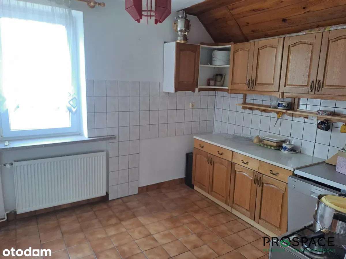 Dom w Raculce w pożądanej lokalizacji-11