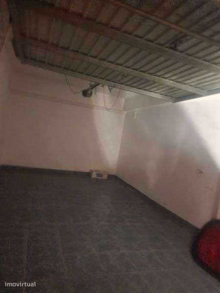 Alugo garagem 15mt2 (Pinhal Novo) - Grande imagem: 4/4