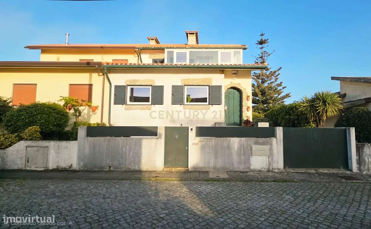 Moradia T3 junto a Praia de Mindelo-38