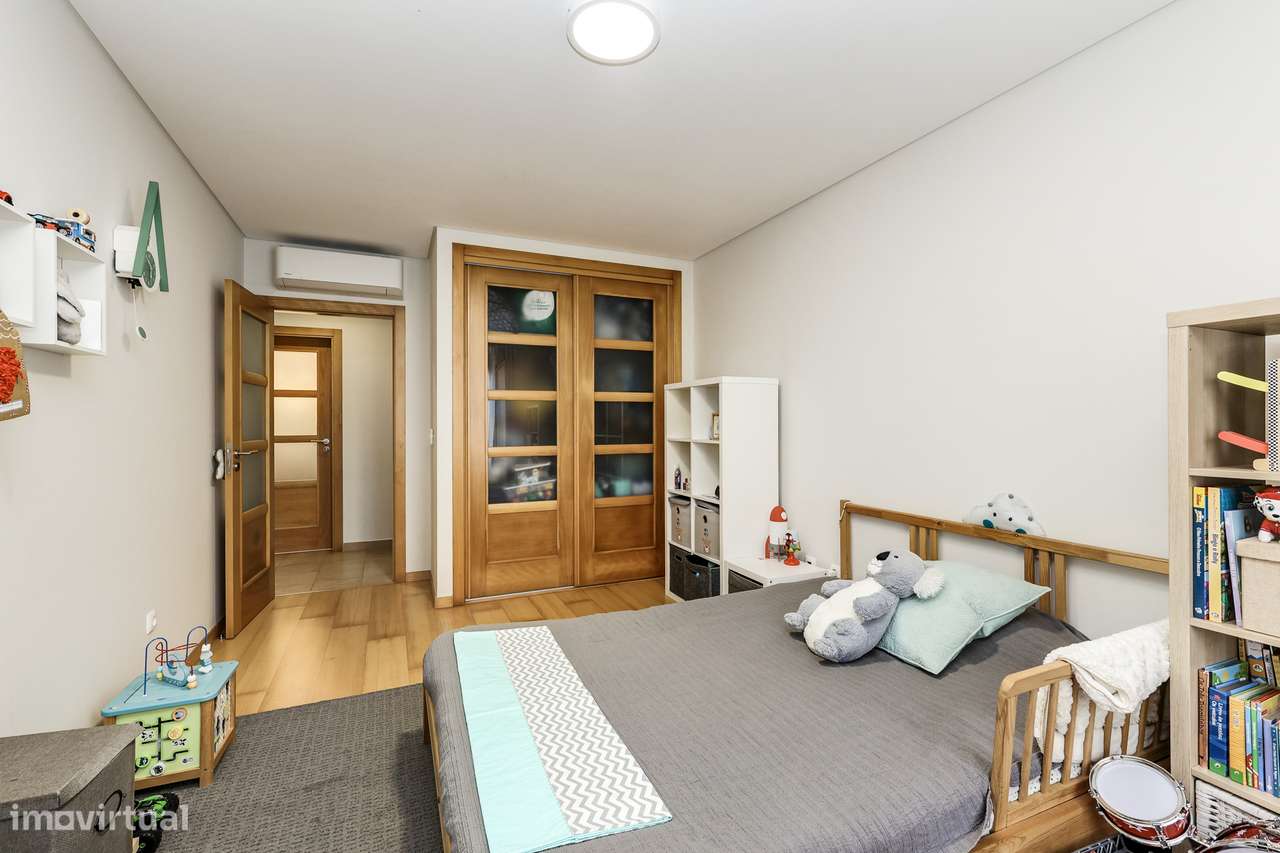 T3 em Alenquer com 2 lugares de Estacionamento-19