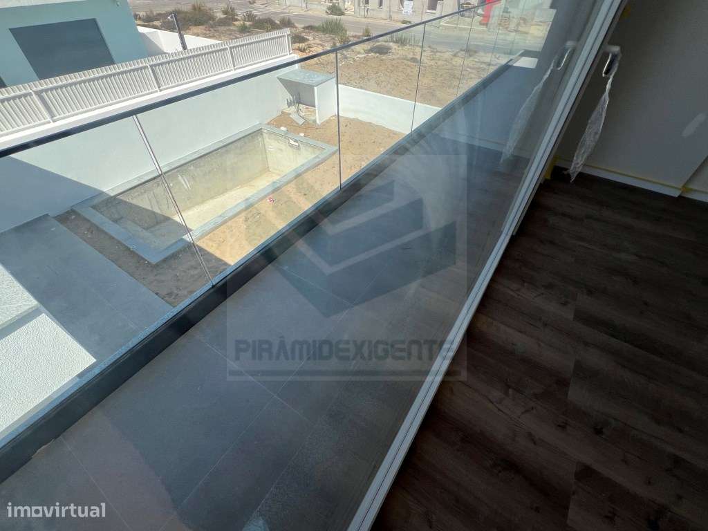 Moradia Isolada, Piscina, Garagem, Jardim Amplo, Azeitão-20
