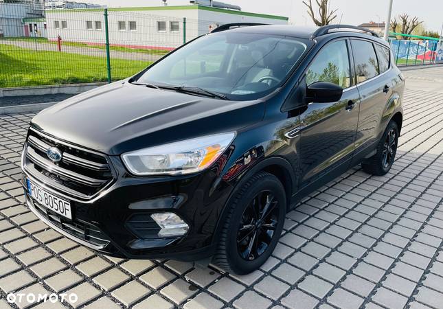 Ford Escape 1.5 EcoBoost AWD SE - 1