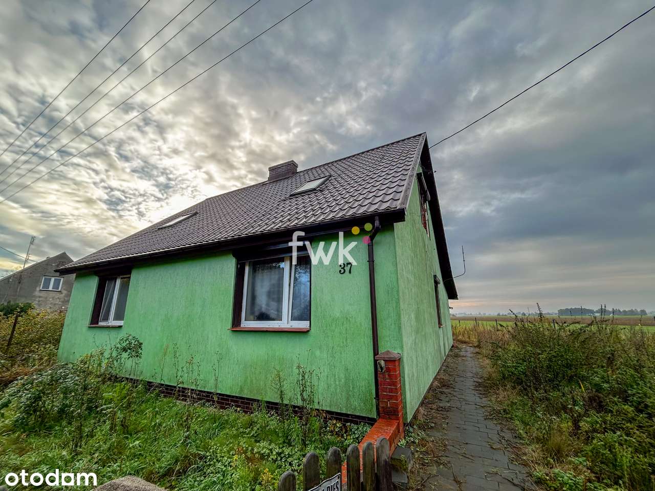 Dom do częściowego remontu w Parkowie-15