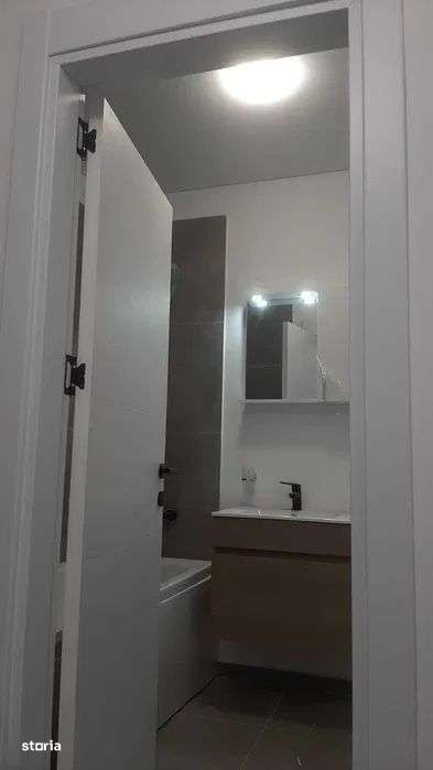 Garsoniera / Hamilton Rezidence 1 / Decomandat / Prima inchiriere - Imagine principală: 2/7