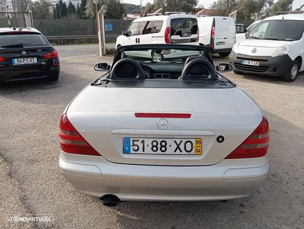 Mercedes-Benz SLK 200 Standard - 3