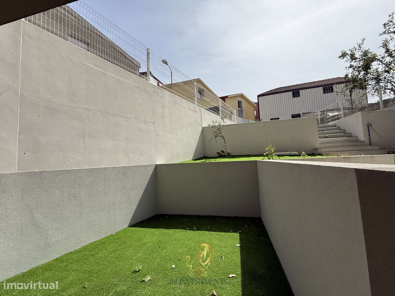 Apartamento Novo T0 com Jardim-19