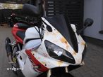 Yamaha R1 - 15