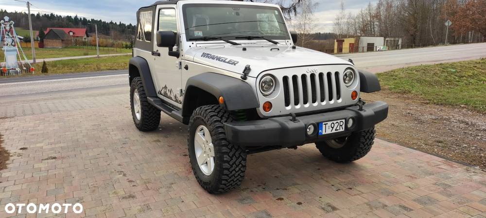 Jeep Wrangler 3.8 Sahara - 6