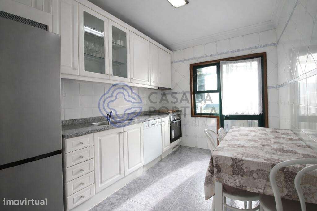 Apartamento T2 com Lugar de Garagem | Folgosa – Maia-3