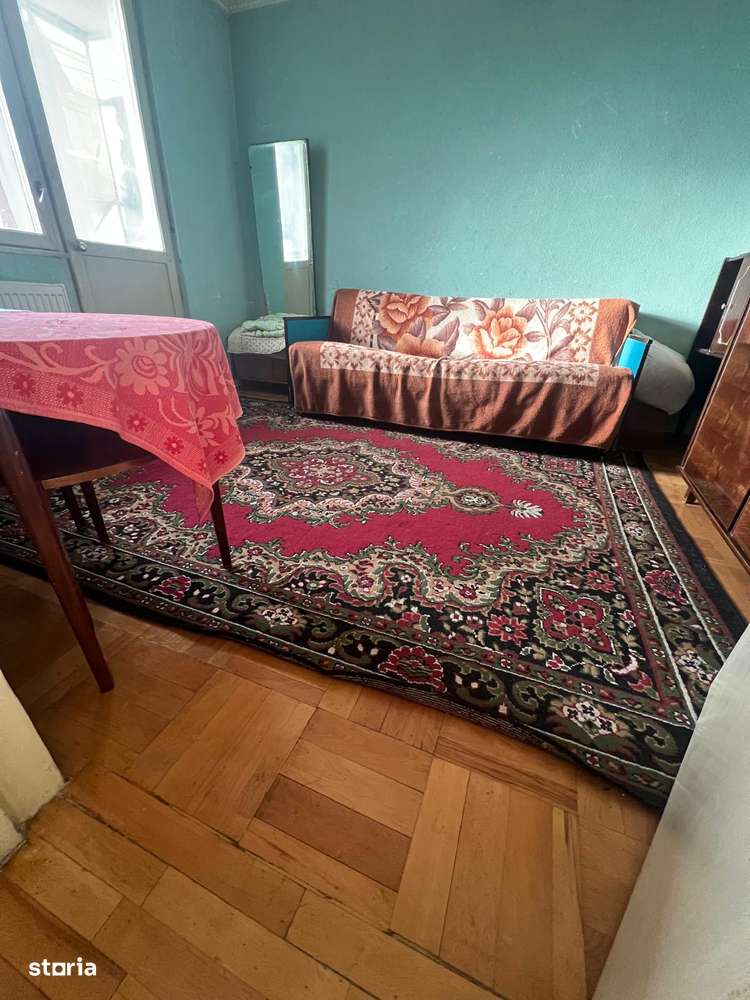 vand apartament cu 3 camere micro 19 et 1 pret 73.000 e neg-0