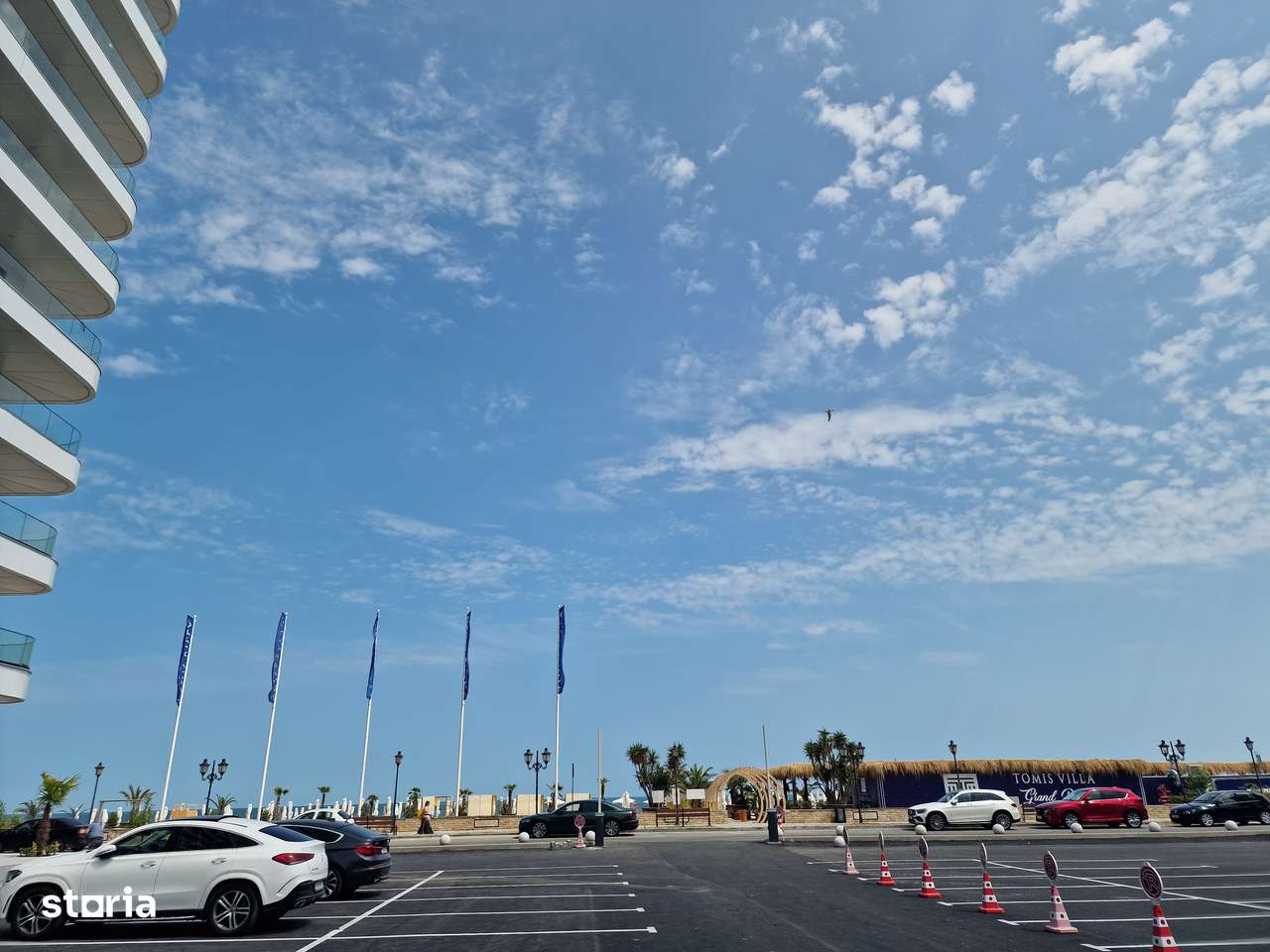 Mamaia Nord - Garsoniera în Complex Tomis Villa Grand Resort, parcare-2