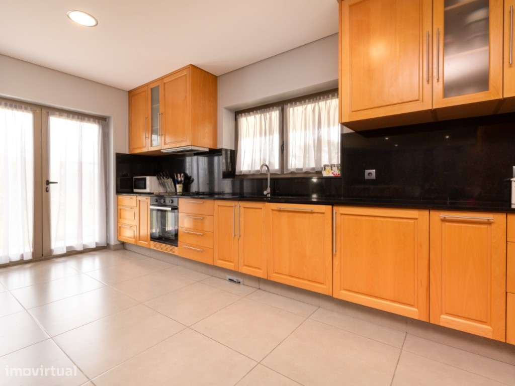 Encantadora Moradia Térrea V3-7