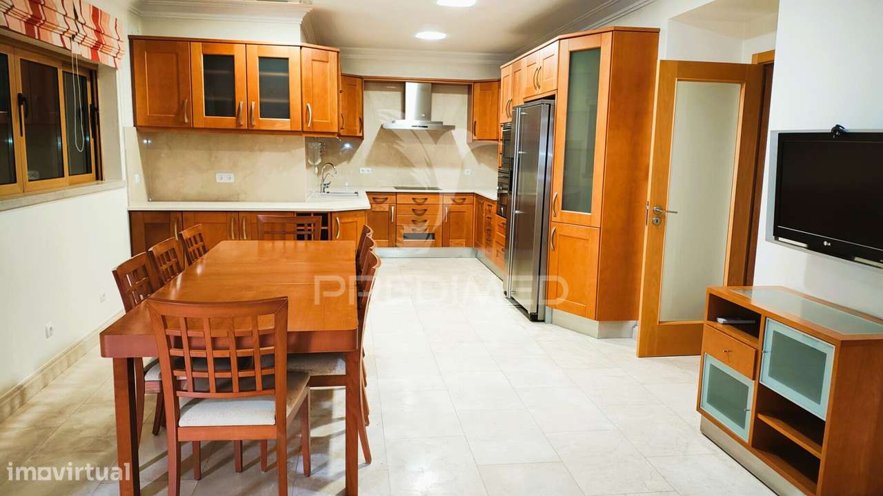 Moradia V4 com Piscina em Lagoa(Algarve) - Grande imagem: 5/29