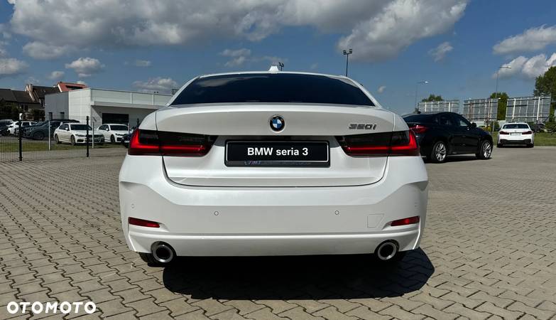 BMW Seria 3 320i - 7