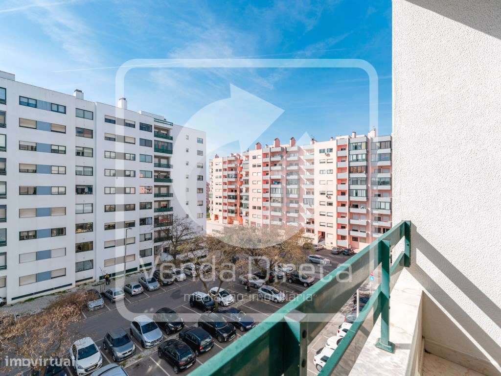 Apartamento T3 com estacionamento - Fidalguinhos, Barreiro-18