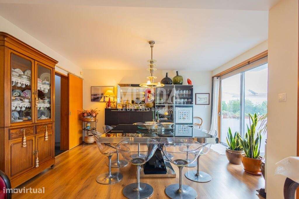 Viver na Torreira: Moradia T4 com Luz Natural e Espaço Exterior Único-11