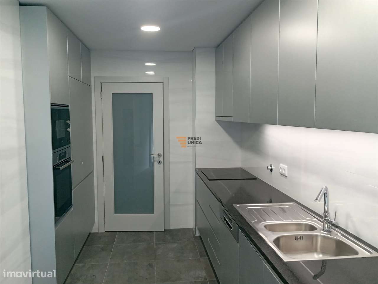 Apartamento T3 Venda em Cedofeita, Santo Ildefonso, Sé, Miragaia, São-12