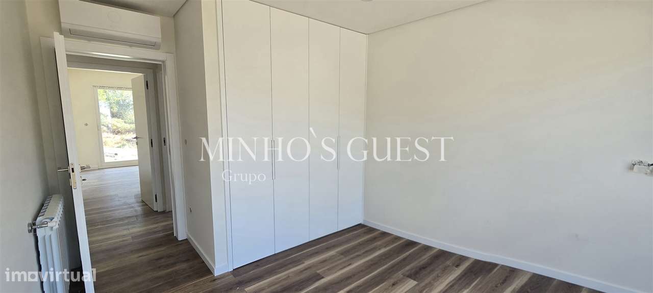 Moradia Individual V3 Nova c/ Piscina, Churrasqueira e Jardim em Espin-18