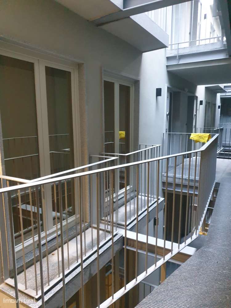 Arrendamento de apartamento T1 em rua da Vitória, 152 - Grande imagem: 5/28